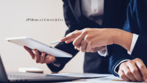 Business Leaders Hold Mixed Views on Recession Likelihood, JPMorgan Chase Survey Finds