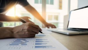 Majority of Americans Plan to Cut Non-Essential Purchases, According to New Research From Reach3 Insights and Rival Technologies