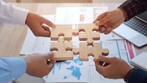 Fullcast Acquires Commissionly to Deliver Complete Sales Performance Management Platform