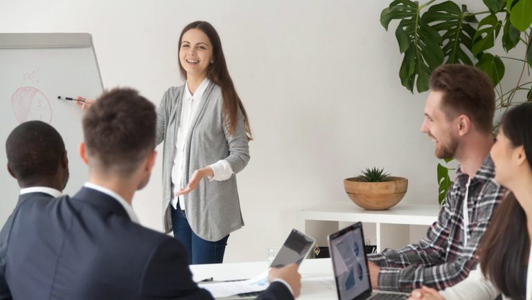 Jabra and Huddly Partner to Bring Plug-and-Play Simplicity to Large Meeting Rooms