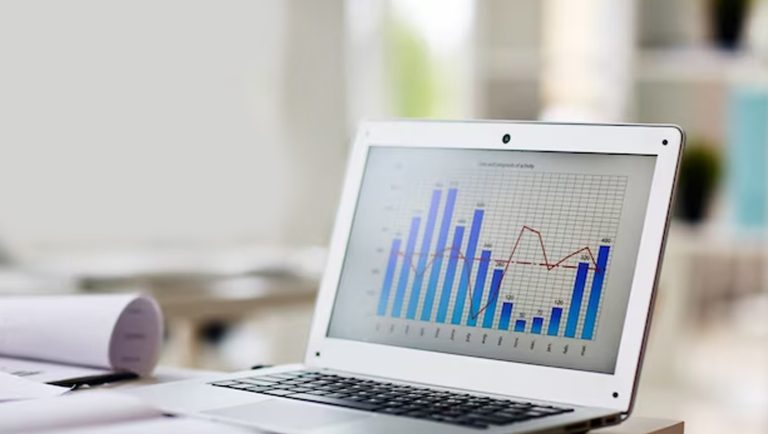 Qlik 2025 Agentic AI Study: Budgets Surge, but Data Readiness Delays Scale