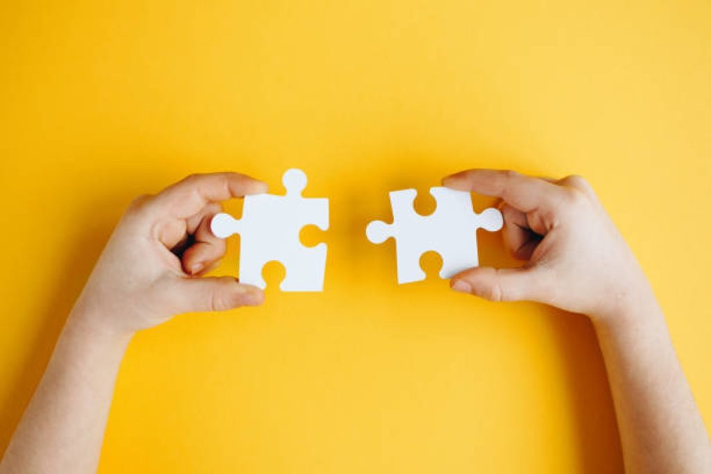 Siemens and IFS partner to close the loop across the product lifecycle with Industrial AI
