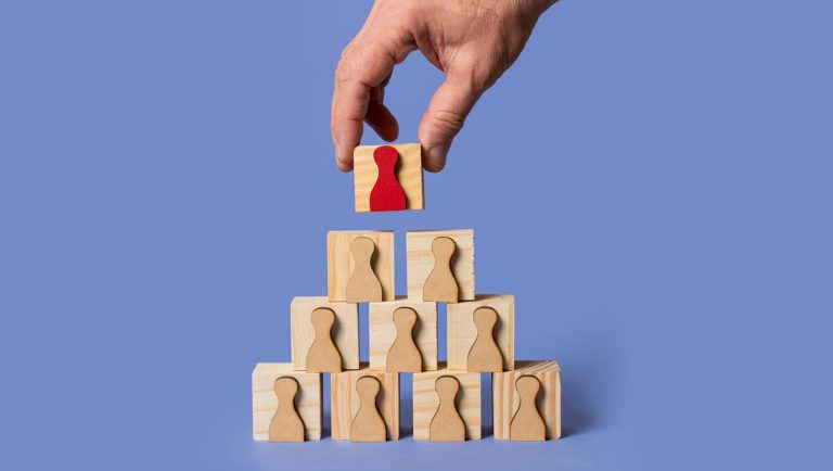 Domino Appoints Thomas Robinson CEO to Lead Company into AI Solutions Era